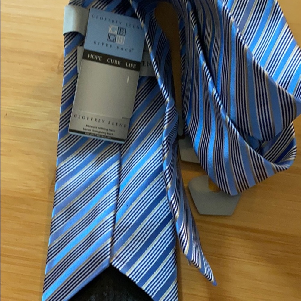 Tie - Picture 2 of 2